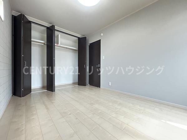 4LDK Detached House for Sale in Hirakata, Osaka - Thumbnail 4