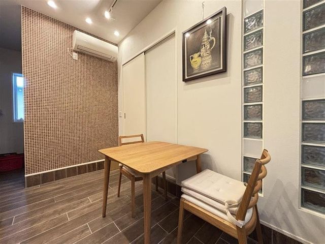3-Story Sekisui House in Konohana Ward, Osaka for Sale - Thumbnail 4