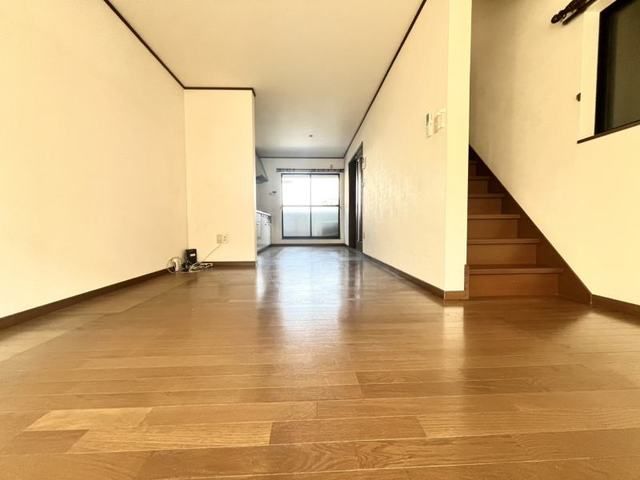 3LDK Detached House for Sale near Umekoji Kyoto Nishi Station, Kyoto - Thumbnail 4