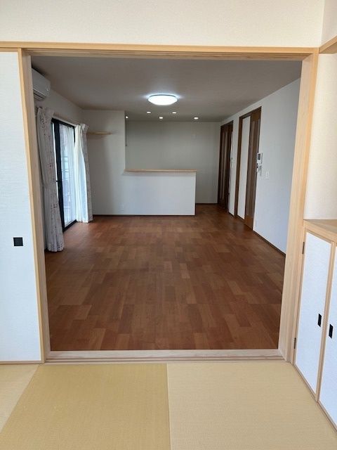 Newly Built 2LDK House for Sale Near Kasada Station in Wakayama - Thumbnail 4