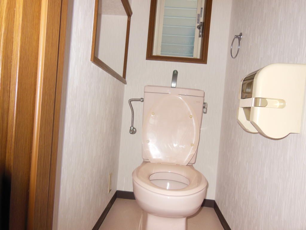 4DK Detached House for Sale in Hannan, Osaka - 880万円 - Thumbnail 4