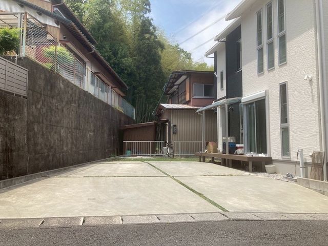 Modern 3LDK House for Sale in Asahi Town, Mie Prefecture - Thumbnail 4