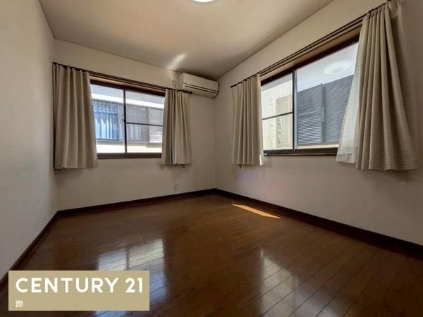 4LDK Used Detached House in Kainan City, Wakayama - Thumbnail 3