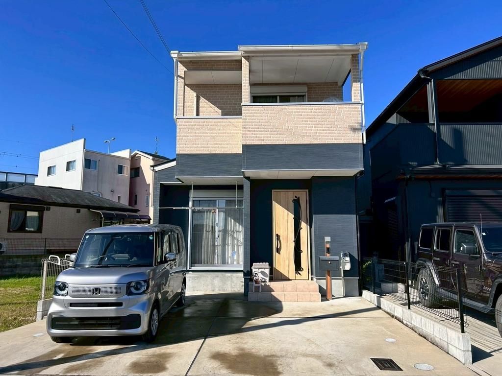 Modern 4LDK House with Loft for Sale in Fushimi, Kyoto - Thumbnail 2