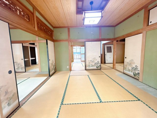 5DK House for Sale in Ibusuki, Kagoshima - 111 sqm - Thumbnail 4
