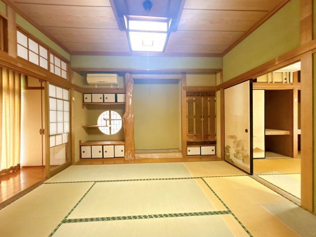 5DK House for Sale in Ibusuki, Kagoshima - 111 sqm - Thumbnail 3