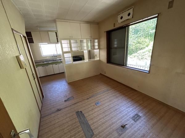 5SLDK Detached House for Sale in Toyono, Osaka - 80.7 Tsubo Land - Thumbnail 4