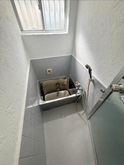 Renovated 5DK House in Higashiosaka, Osaka - 3.99M Yen — Bathroom, Higashiosaka, Osaka