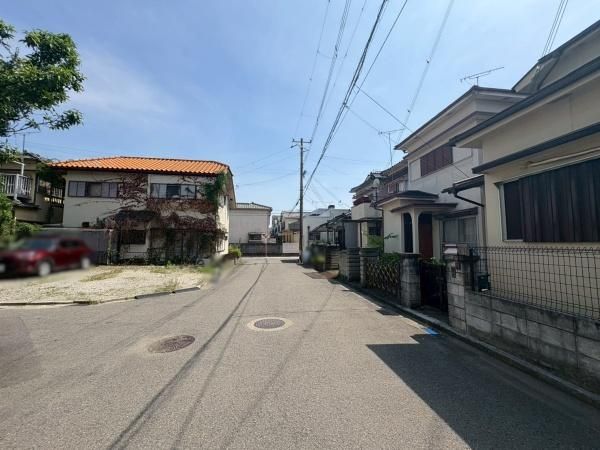 2LDK House for Sale in Narukami, Wakayama City - Thumbnail 3