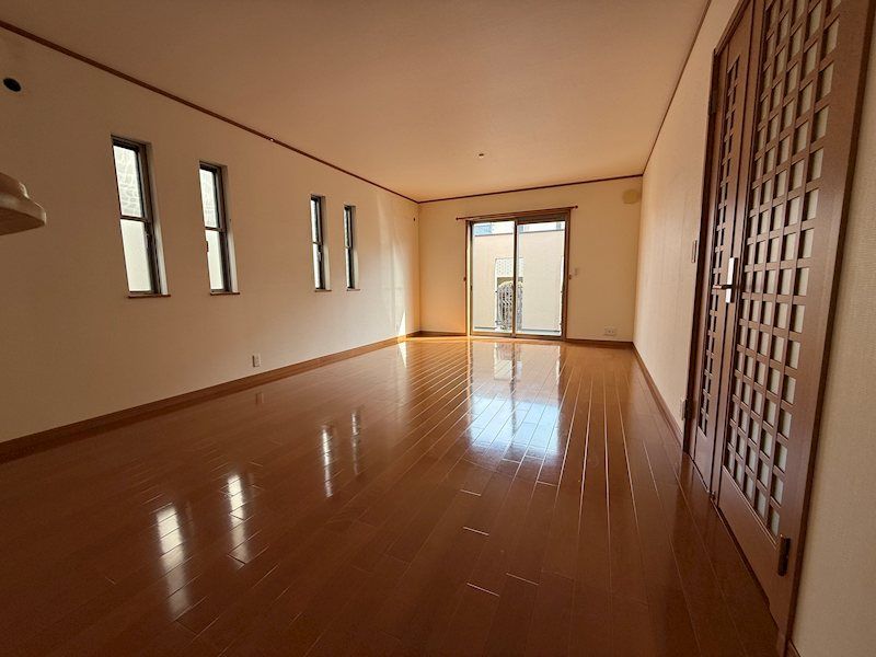 4LDK Detached House for Sale in Minoh, Osaka - Near Sakurai Station - Thumbnail 4