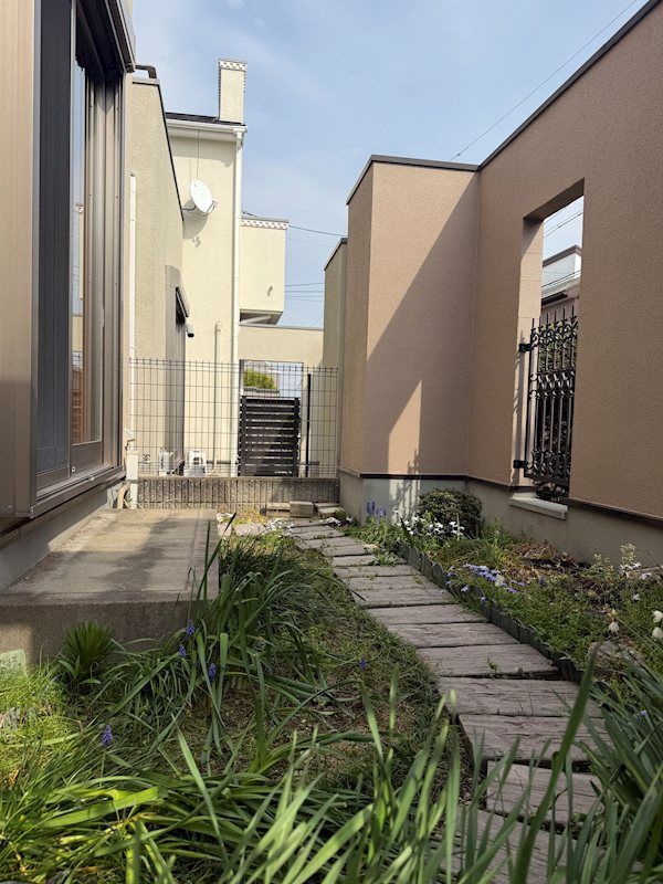 4LDK Detached House for Sale in Minoh, Osaka - Near Sakurai Station - Thumbnail 2