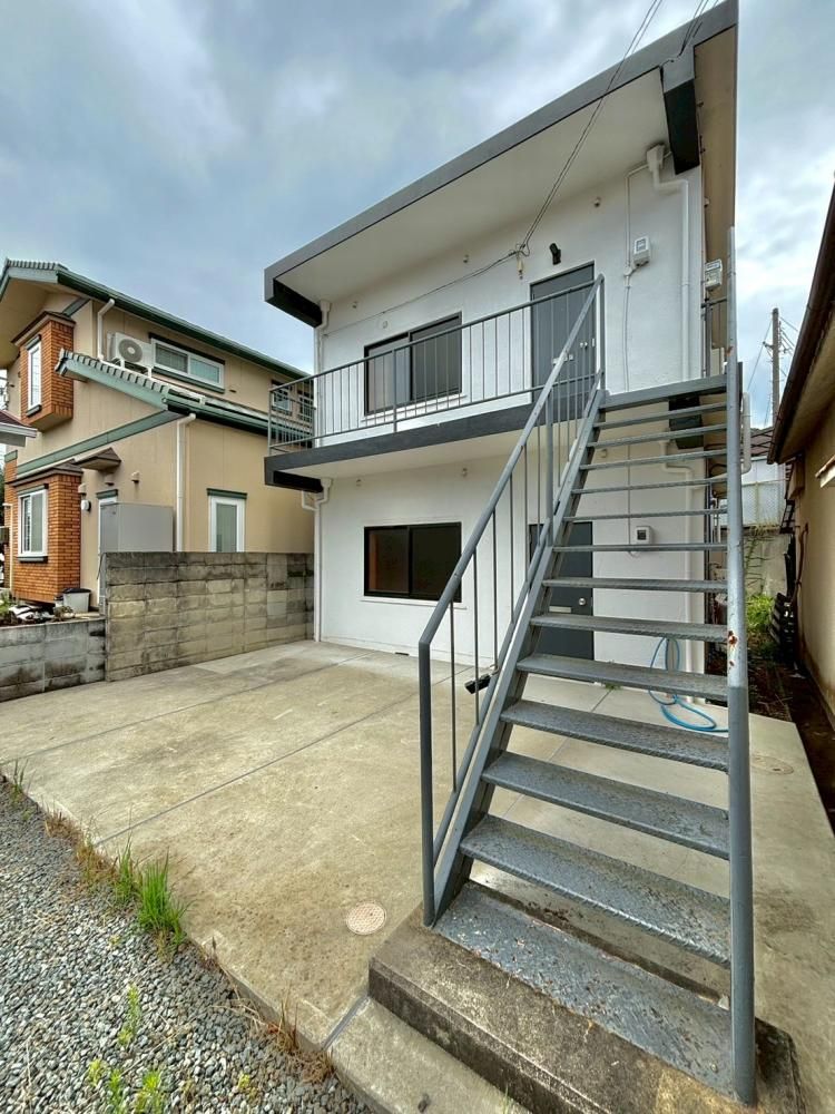 1SLDK House for Sale in Wakayama City, Wakayama Prefecture - Thumbnail 2