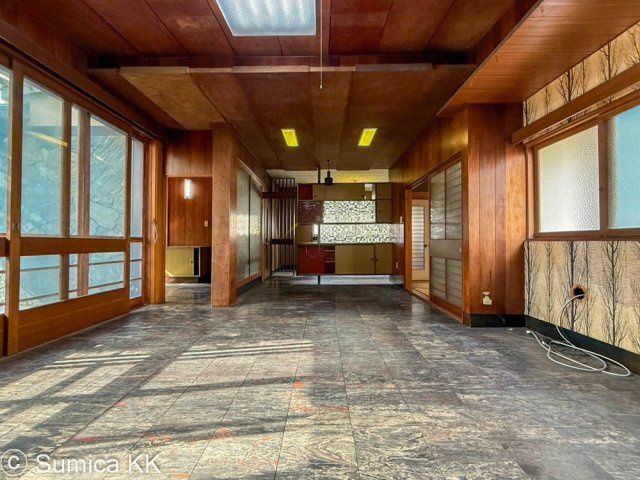 4LDK Detached House for Sale in Kainan, Wakayama - Thumbnail 3