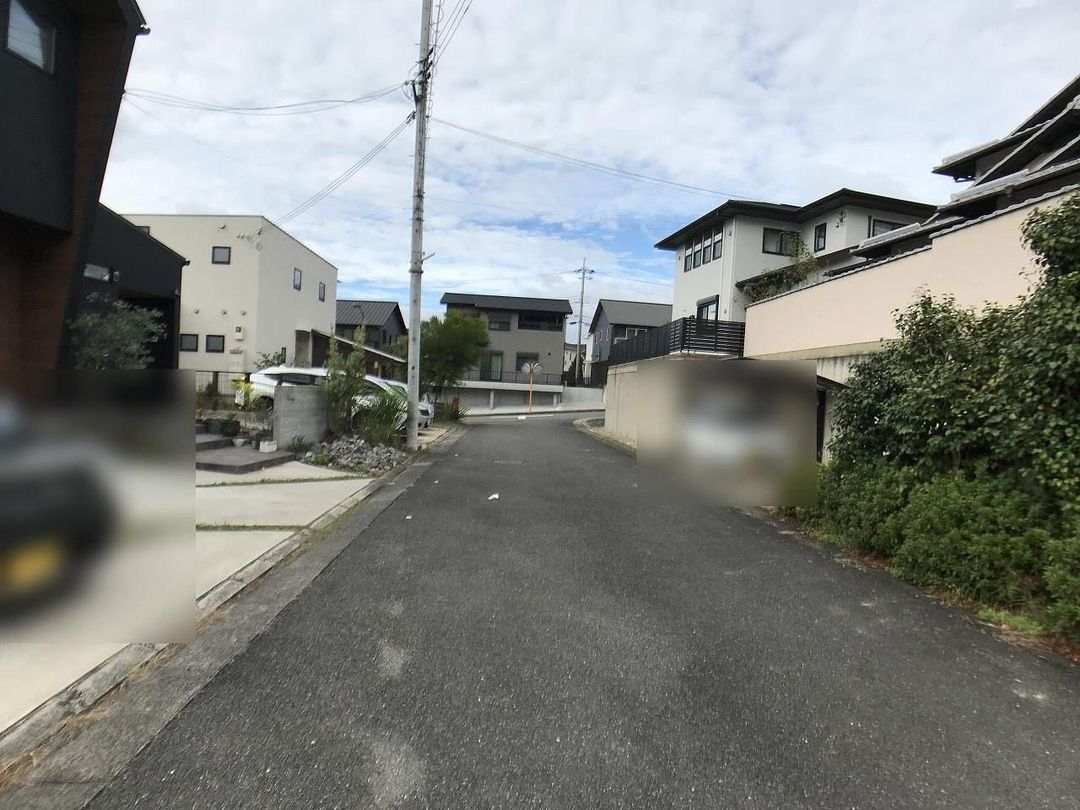 5LDK House for Sale in Heguri-cho Nara near Higashiyama Station - Thumbnail 2