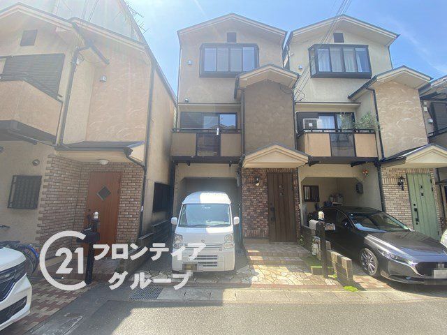 3LDK House for Sale in Fushimi-ku, Kyoto City - Thumbnail 3