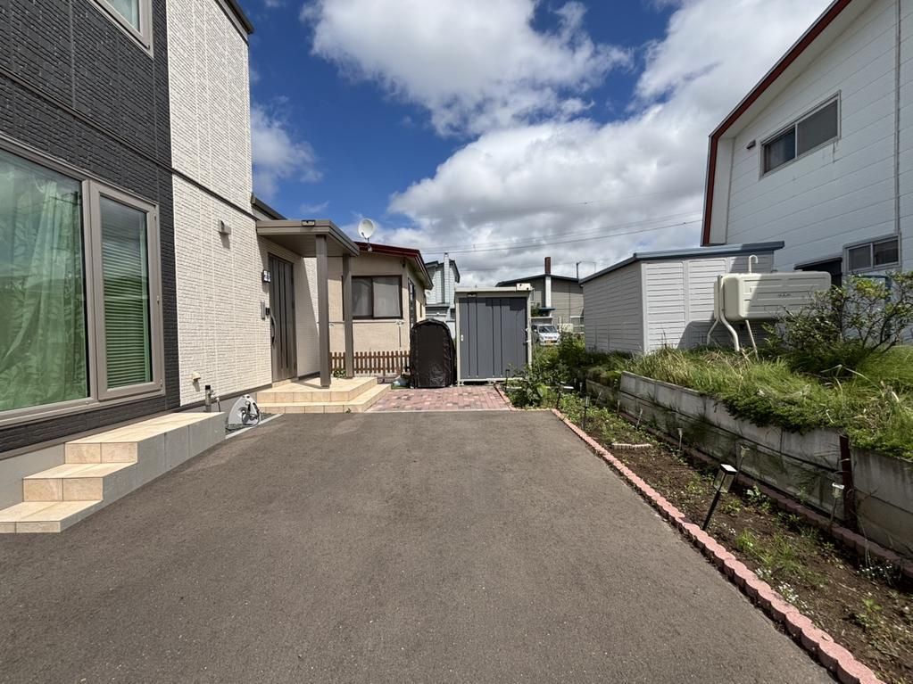 3LDK House for Sale in Kitami City, Hokkaido - 89.86m2 - Thumbnail 2