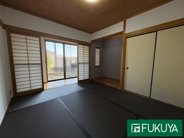 6LDK House for Sale in Nara City Near Tomio Station - Thumbnail 2