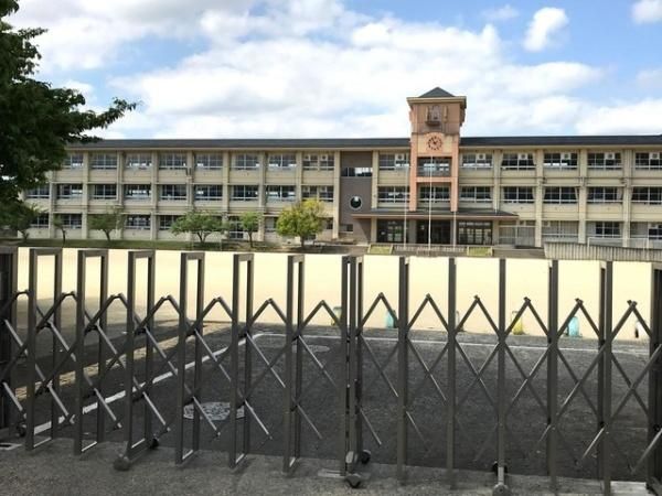 4LDK Detached House for Sale in Sakurai, Nara - Thumbnail 3