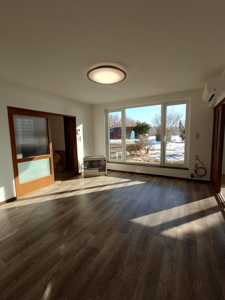 Renovated 4LDK House on Large Plot in Tsurui Village, Hokkaido - Thumbnail 3