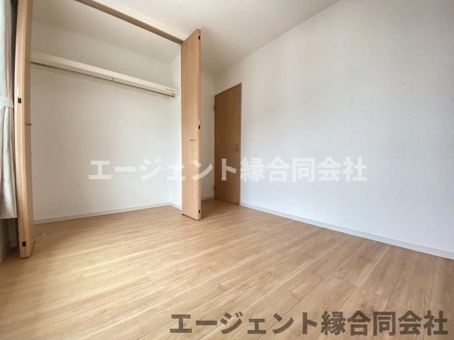 4LDK Modern House with Solar & Ene-Farm in Kyotanabe, Kyoto - Thumbnail 4