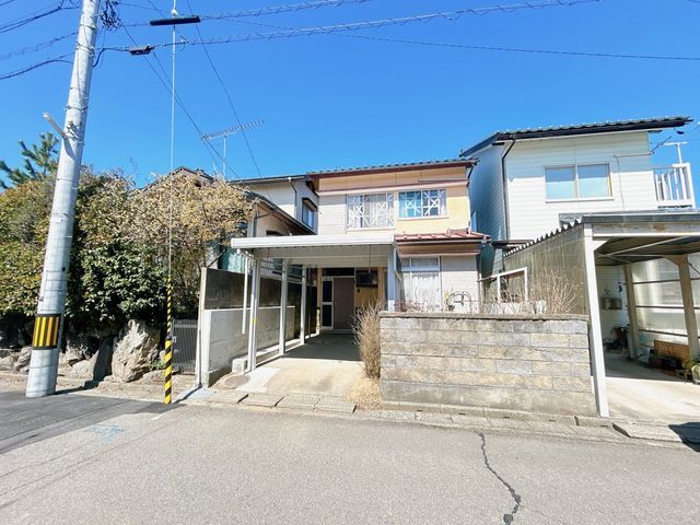 Renovated 3LDK House in Fukui City - 81 sqm - Thumbnail 2