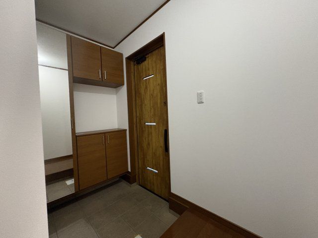 3LDK Detached House for Sale in Higashiosaka, Osaka - Thumbnail 4