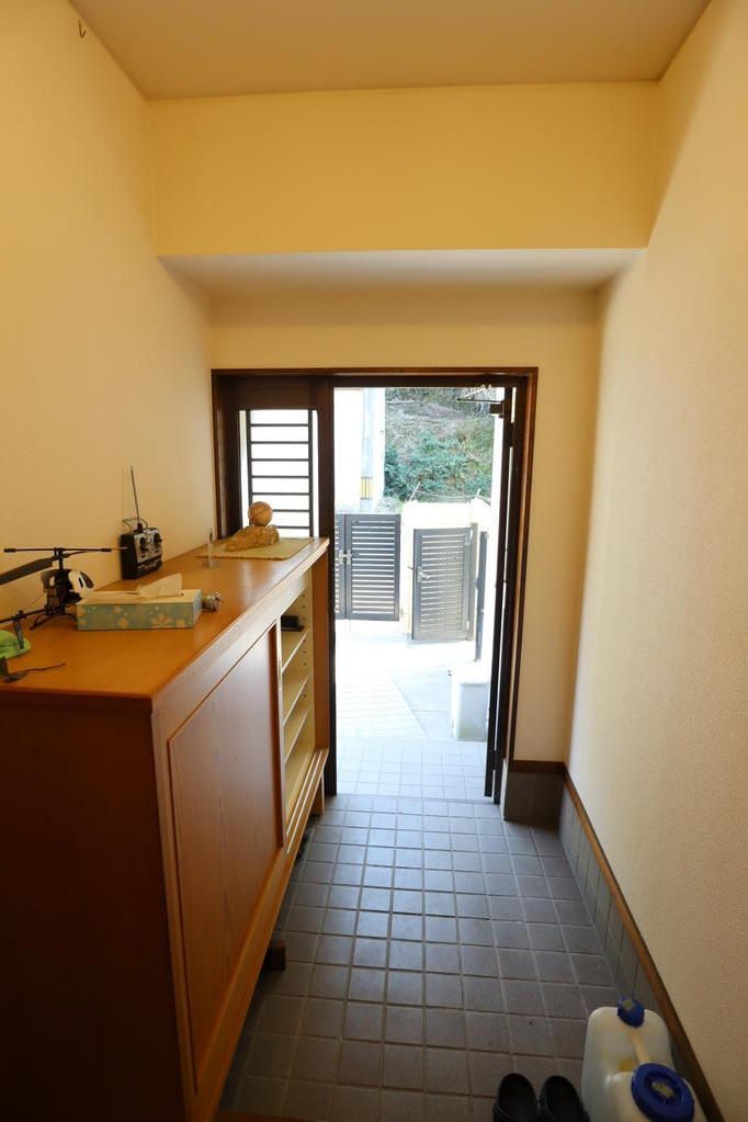 3DK House for Sale in Yoshiki, Wakayama City - Image 1