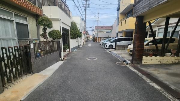 5DK Detached House for Sale in Higashi-Osaka, Osaka - Thumbnail 4