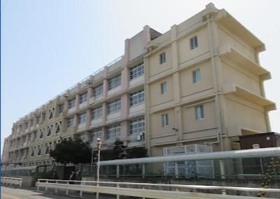 5DK Detached House for Sale in Higashi-Osaka, Osaka - Thumbnail 2