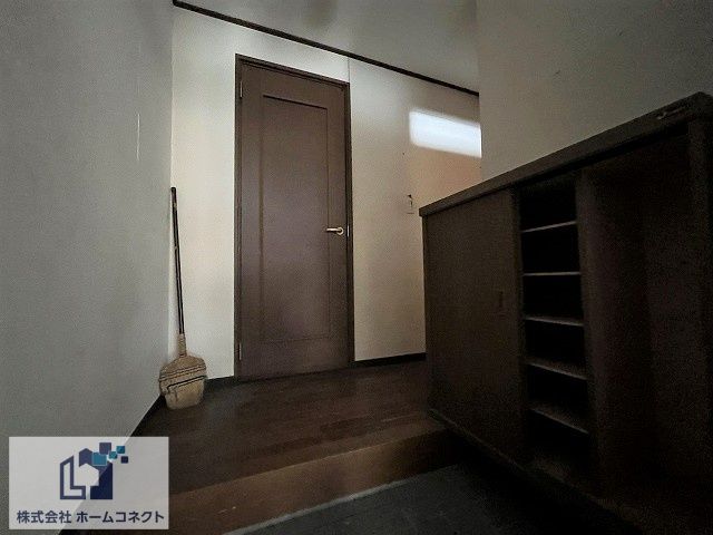 3DK Wooden House for Sale in Daito City, Osaka - Thumbnail 3