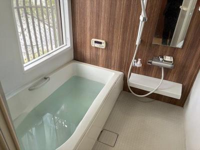 3LDK All-Electric House in Higashiosaka with Freehold Land — Bathroom, Higashiosaka, Osaka