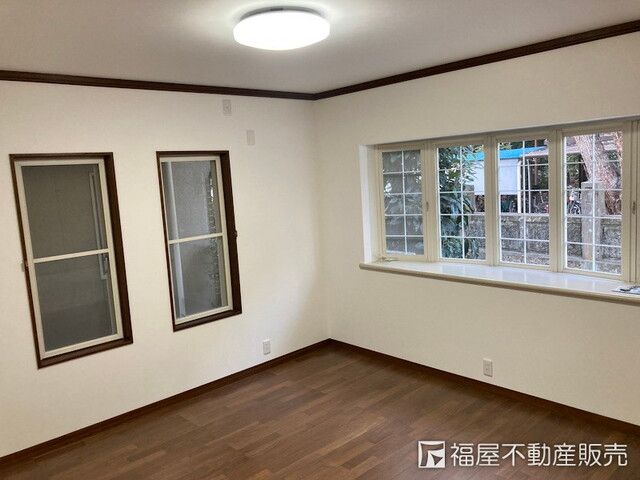 Renovated 4LDK House in Himeji with Modern Features - Thumbnail 4