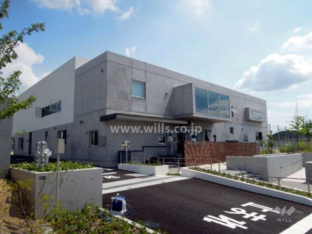 2019-Built 2LDK House with Scenic Deck in Minoh, Osaka - Thumbnail 3