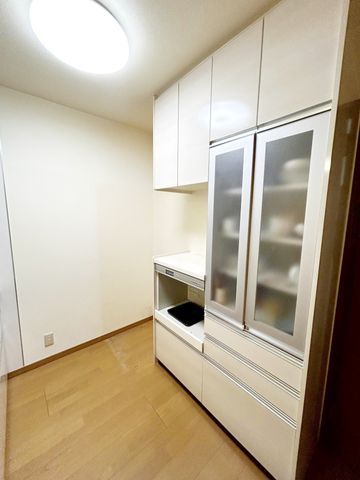 4LDK Steel-Framed House for Sale in Sumiyoshi, Osaka - Thumbnail 4