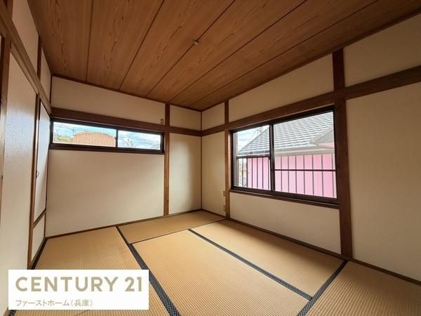 5DK House for Sale in Tatsuno City, Hyogo | Renovated Akiya - Thumbnail 4