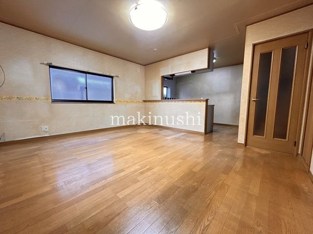 3LDK Detached House for Sale in Habikino, Osaka - Thumbnail 3