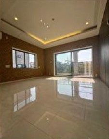 Renovated 6SLDK House on 562sqm Land in Toyonaka, Osaka - Thumbnail 3