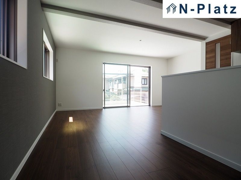 New 4LDK Detached House in Kobe Suma Ward with 2 Parking Spaces - Thumbnail 3