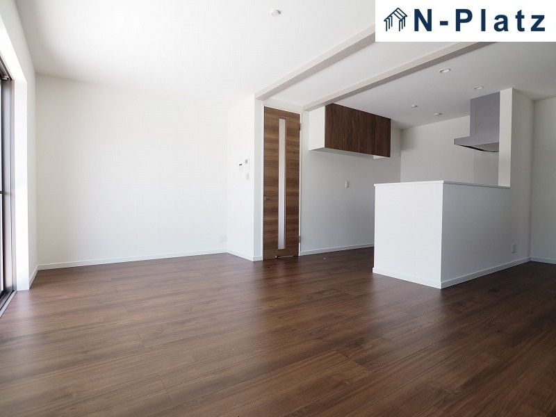 New 4LDK Detached House in Kobe Suma Ward with 2 Parking Spaces - Thumbnail 2