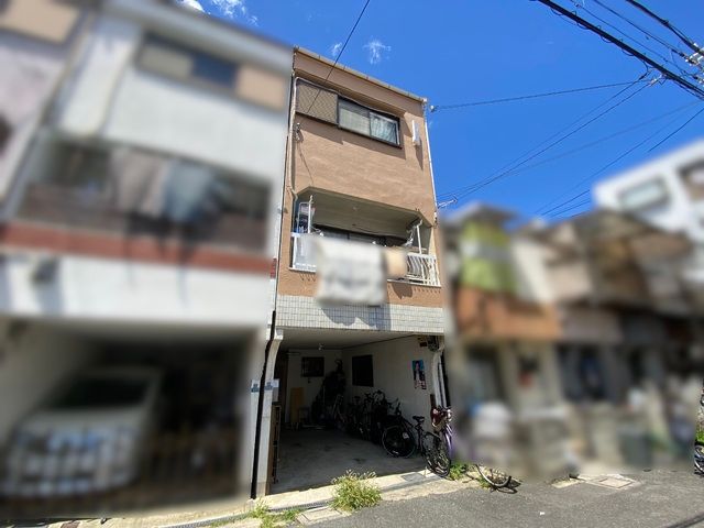 4DK House for Sale in Moriguchi, Osaka - Renovated with Rental Income - Thumbnail 2