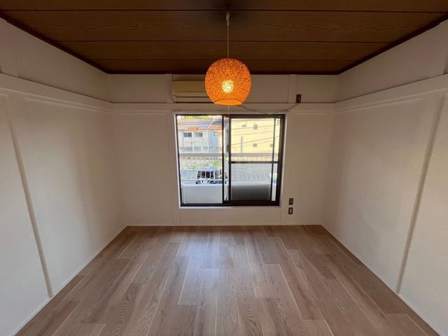 4DK House for Sale in Moriguchi, Osaka - Renovated with Rental Income - Thumbnail 4