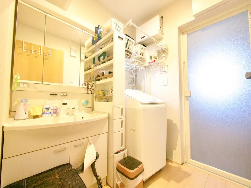 4LDK Corner Lot House for Sale in Hirakata, Osaka - Thumbnail 4