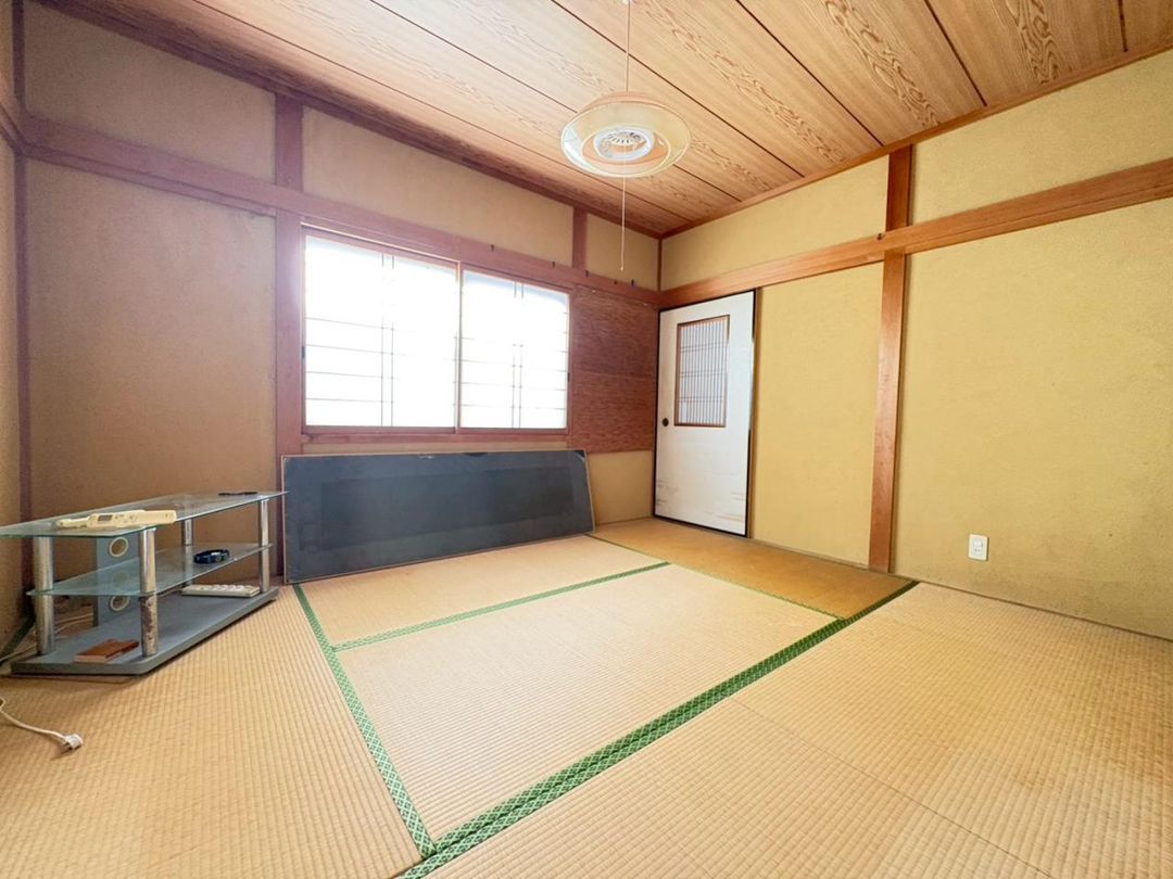 3-Story 4DK House with Internal Garage in Misaki, Osaka - Thumbnail 4