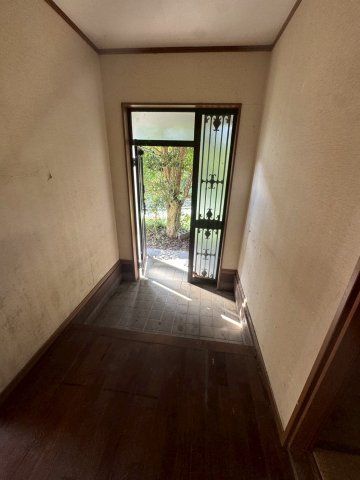 8LDK House for Sale in Hofu, Yamaguchi - 122.55㎡ on 289.6㎡ Land - Thumbnail 2