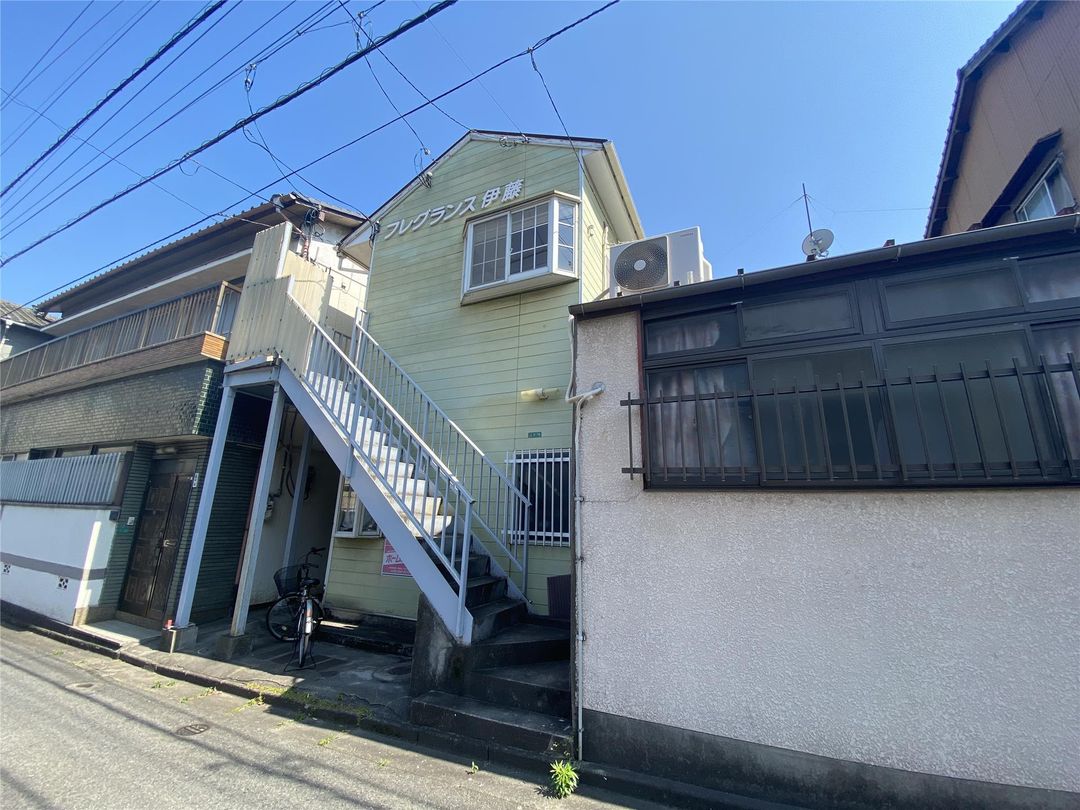 Villa Court Tobata Motomiya Apartment in Kitakyushu - Thumbnail 2