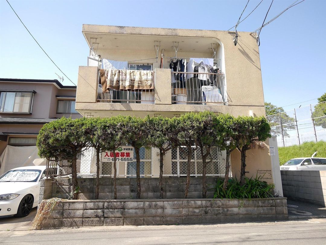 Villa Court Tobata Motomiya Apartment in Kitakyushu - Thumbnail 3