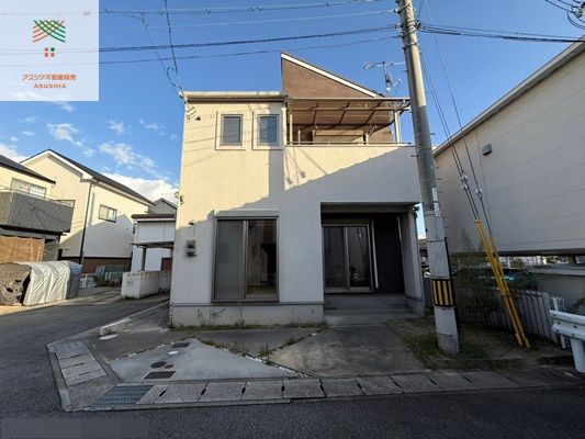 4LDK Family Home with Atrium in Kobe Shiromizu | 2580万 Yen - Thumbnail 3