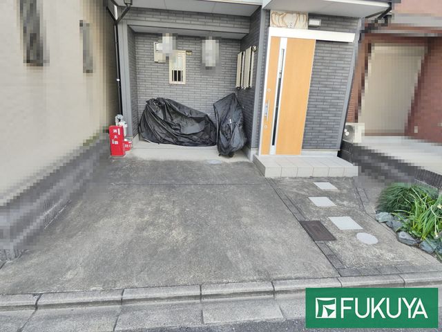 3-Story Wooden House for Sale near Kyoto Station, Minami Ward - Thumbnail 4