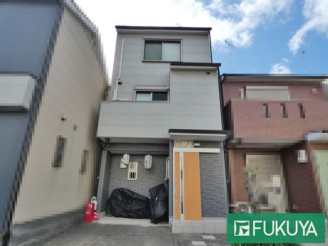 3-Story Wooden House for Sale near Kyoto Station, Minami Ward - Thumbnail 3