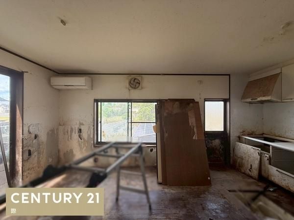 4LDK Detached House for Sale in Kainan City, Wakayama - Thumbnail 4